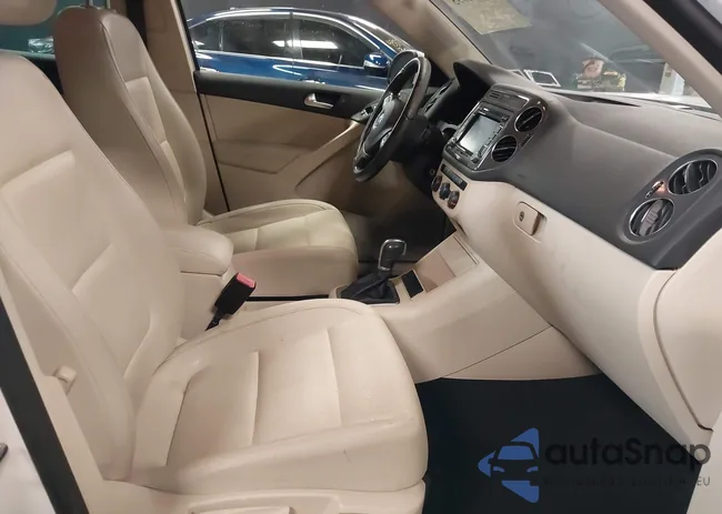 WVGBV3AX2DW077930: 43516995