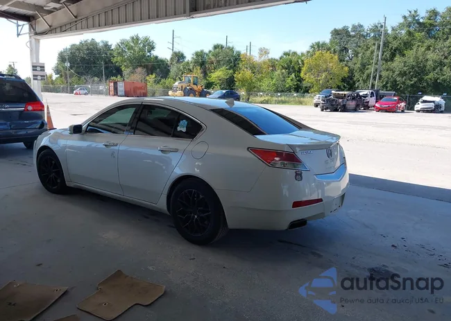 19UUA86569A009102: 43516160