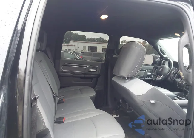 3C6UR5DL5MG603673: 43516166