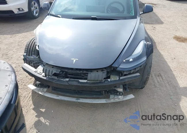 5YJ3E1EB0MF062004: 43516419