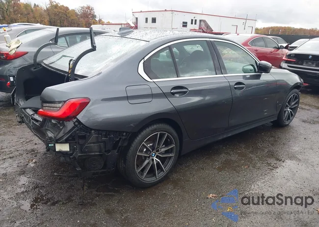 3MW5R7J03L8B36682: 43517444