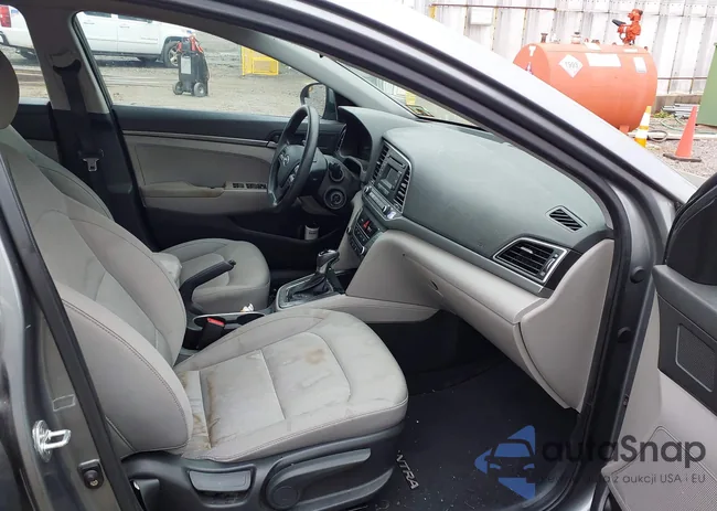 KMHD74LF3HU423823: 43517490