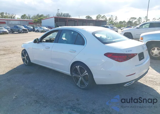 W1KAF4GB4SR276705: 43517742