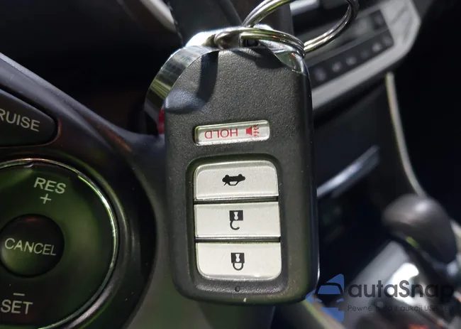 1HGCR2F80DA140255: 43517743