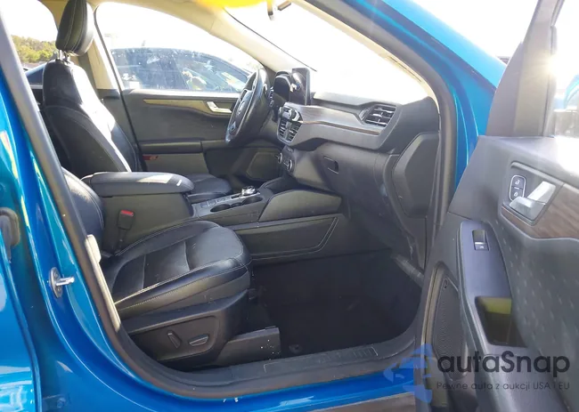 1FMCU9J94LUB17592: 43517829