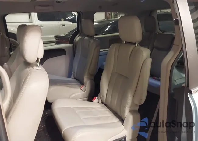 2C4RC1BG6CR390160: 43517853