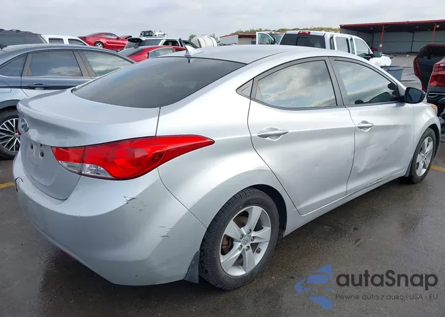 KMHDH4AE2CU323065: 43517296