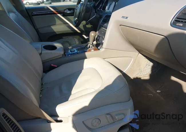 WA1AY74L09D031484: 43517355