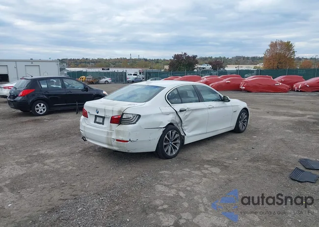 WBA5A7C5XGG147461: 43518496