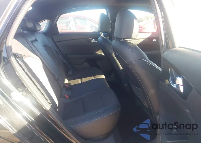 3KPF54AD7RE691715: 43518573