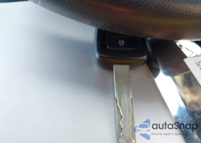 3CZRU5H15KG713040: 43518628