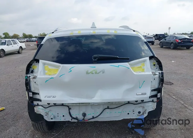 KNDCE3LG0N5140925: 43518667