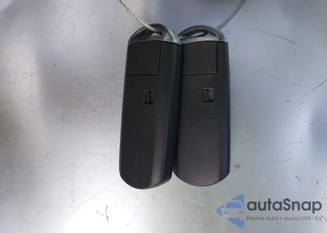 3MYDLBYV6KY526227: 43518928