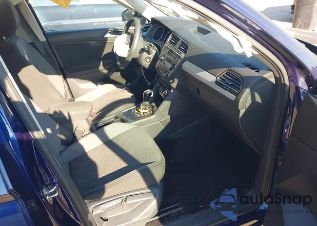 3VV1B7AX4MM106491: 43518957