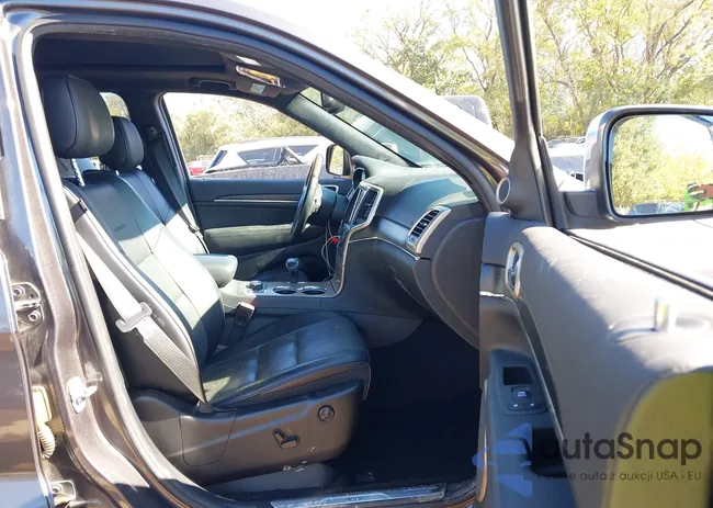 1C4RJFJG1EC404630: 43518071