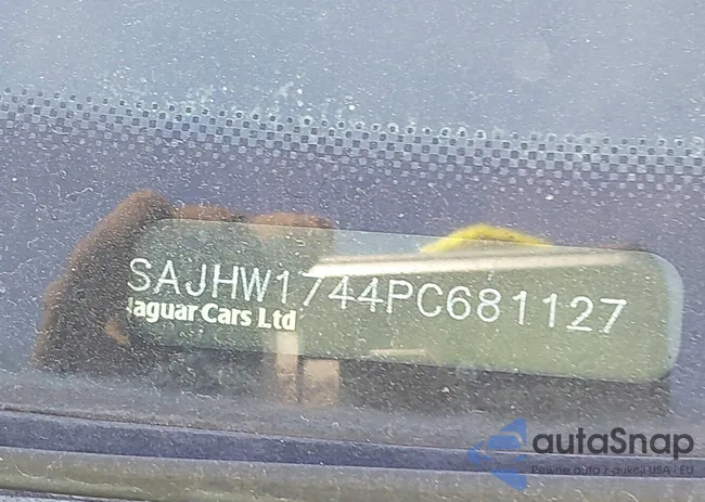 SAJHW1744PC681127: 43518150