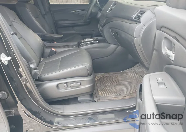 5FNYF8H04KB017635: 43518178