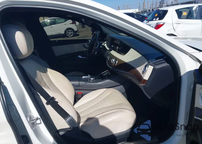 WDDUG6DB4GA254056: 43518187