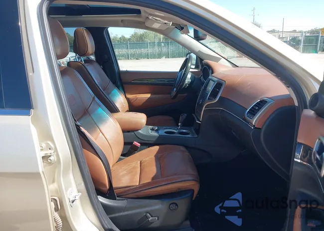 1C4RJFCG8CC129588: 43518208