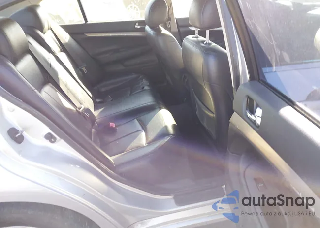 JN1CV6APXBM500792: 43518324