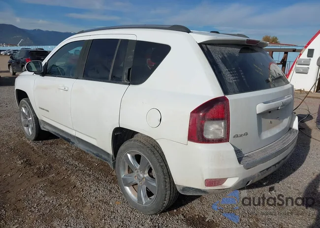 1C4NJDAB5FD185030: 43519578