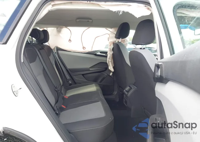 3VVDX7B25NM009870: 43519594