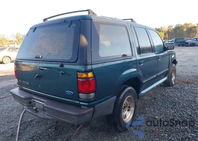 1FMDU32X3SUA82850: 43519744