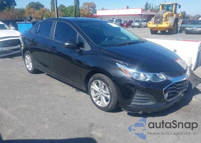 1G1BC5SM9K7130813: 43519748