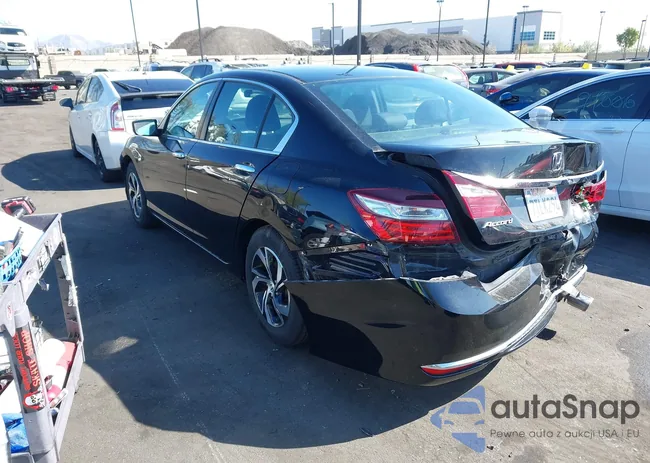 1HGCR2F35GA237993: 43519782