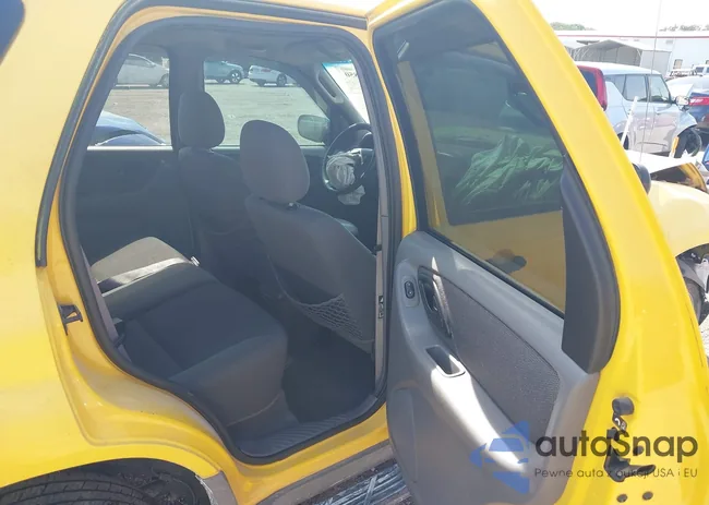 1FMYU03152KA36037: 43519850