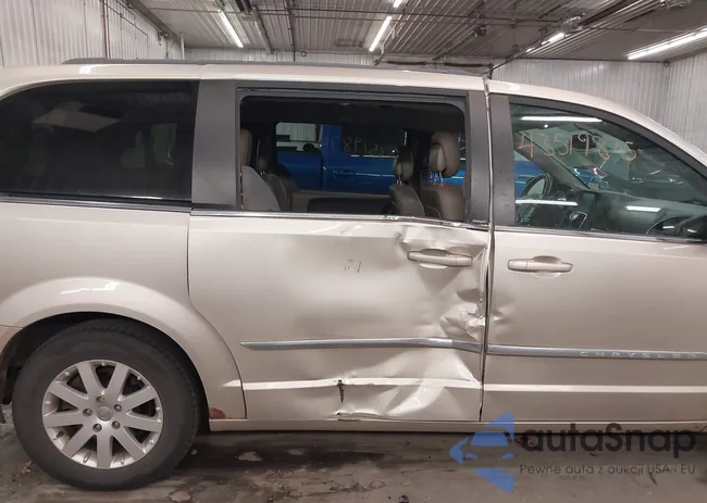 2C4RC1BG2DR610346: 43519875