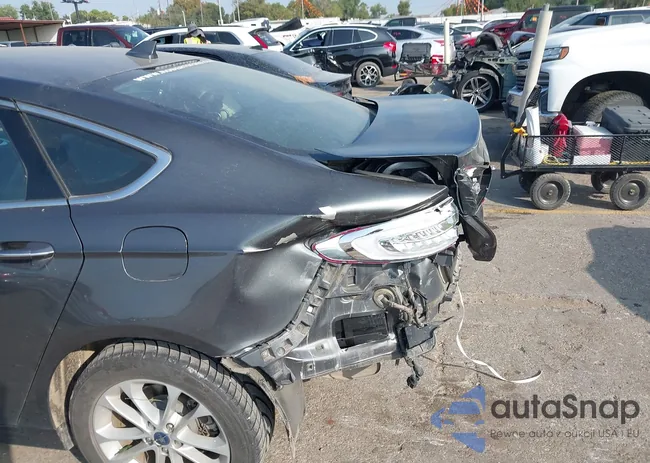 3FA6P0MU2KR100564: 43519967