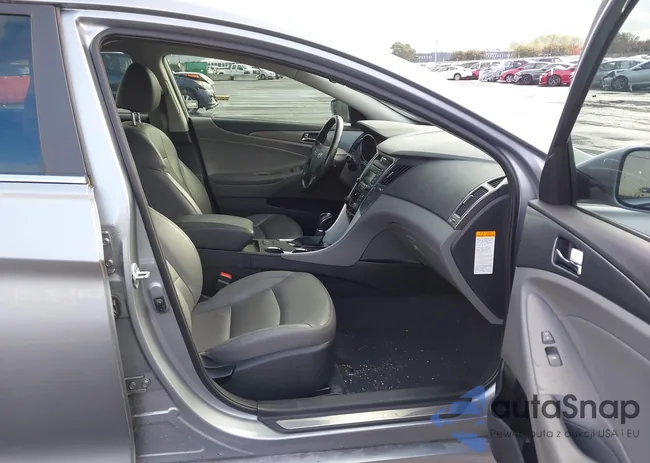 KMHEC4A46FA119210: 43519209