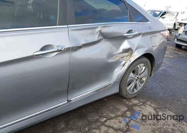 KMHEC4A46FA119210: 43519209