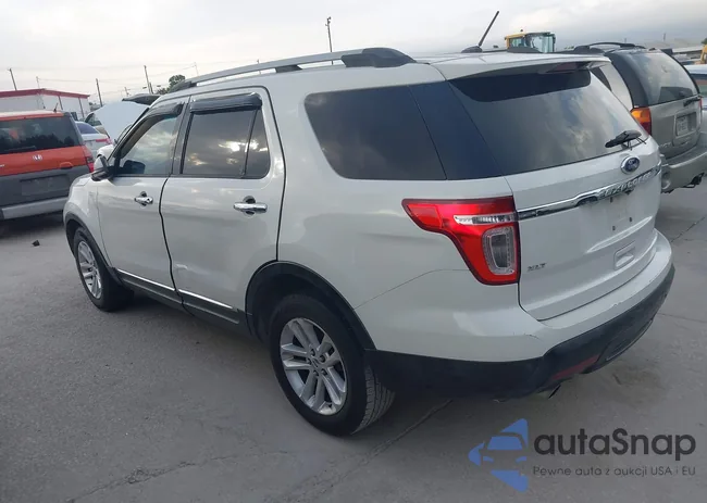 1FMHK7D82BGA17359: 43520621