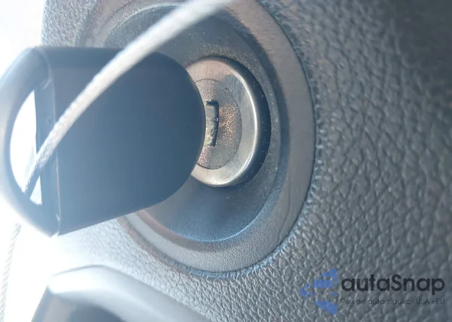 1FMHK7D82BGA17359: 43520621