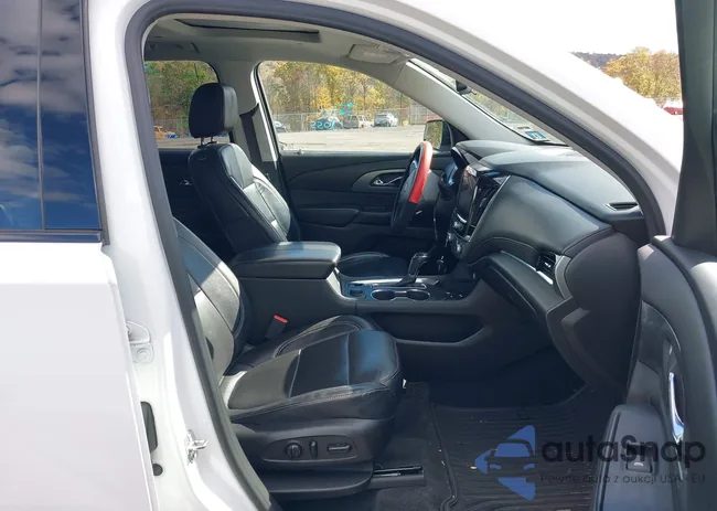 1GNEVJKW9JJ247860: 43520640