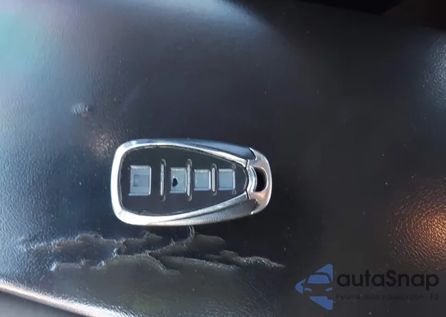 1G1ZB5ST0HF221380: 43520648