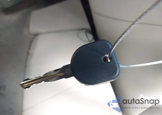 1GKEC33389R233979: 43520763