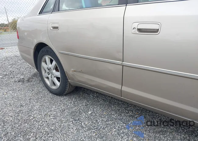 4T1BF28B24U380591: 43520824