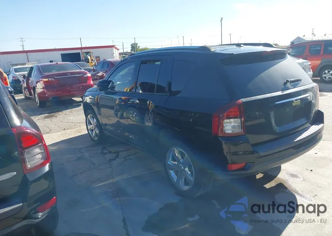 1C4NJCEB2ED632996: 43520885