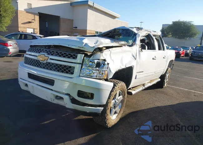 1GC1KYEG3EF186933: 43520030