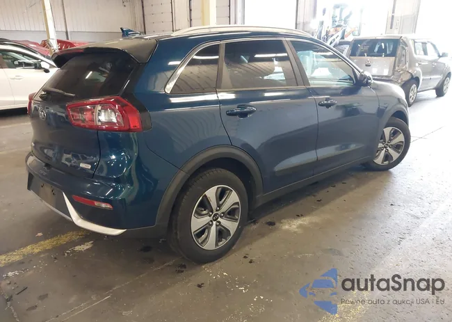 KNDCB3LC9H5097566: 43520129