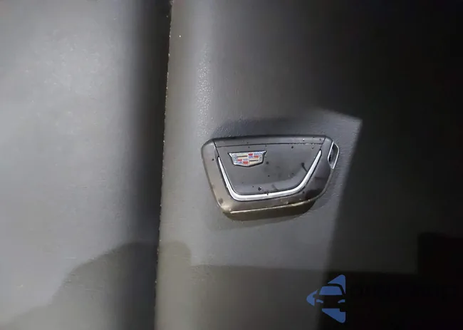 1G6DX5RK5L0127851: 43521411