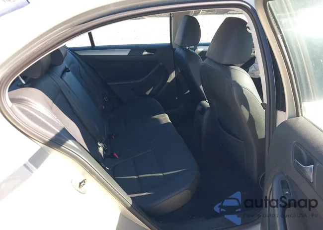 3VWLX7AJ8BM346805: 43521430