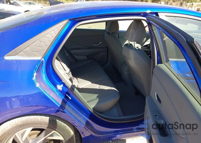 KMHLS4DG4RU832416: 43521473