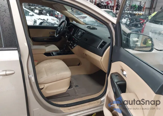 KNDMB5C19G6098417: 43521578