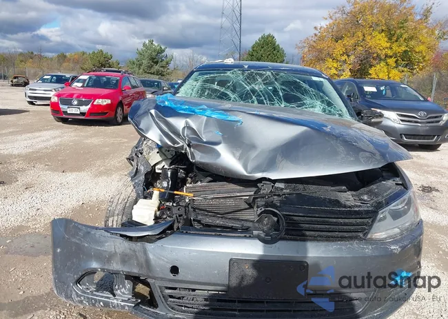 3VWLL7AJ1CM006036: 43521717