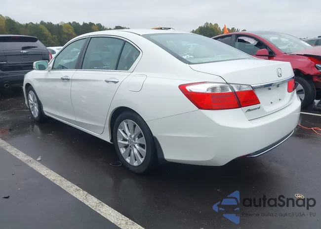 1HGCR2F83EA079632: 43521790