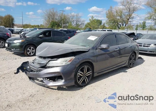 1HGCR3F97GA018947: 43521949